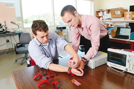 دستگاه پوشیدنی هشداردهنده حمله آسمی دستگاه پوشیدنی هشداردهنده حمله آسمی