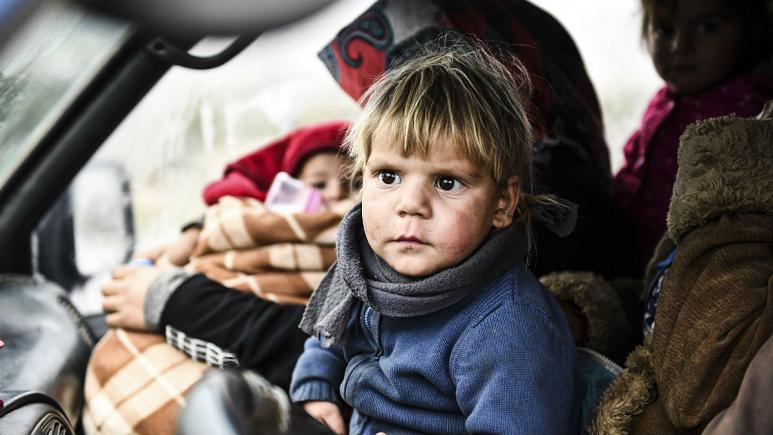 گرفتار میان دو ارتش به روایت تصویر؛ یک میلیون آوارۀ ادلب جایی برای رفتن ندارند ادلب سوریه